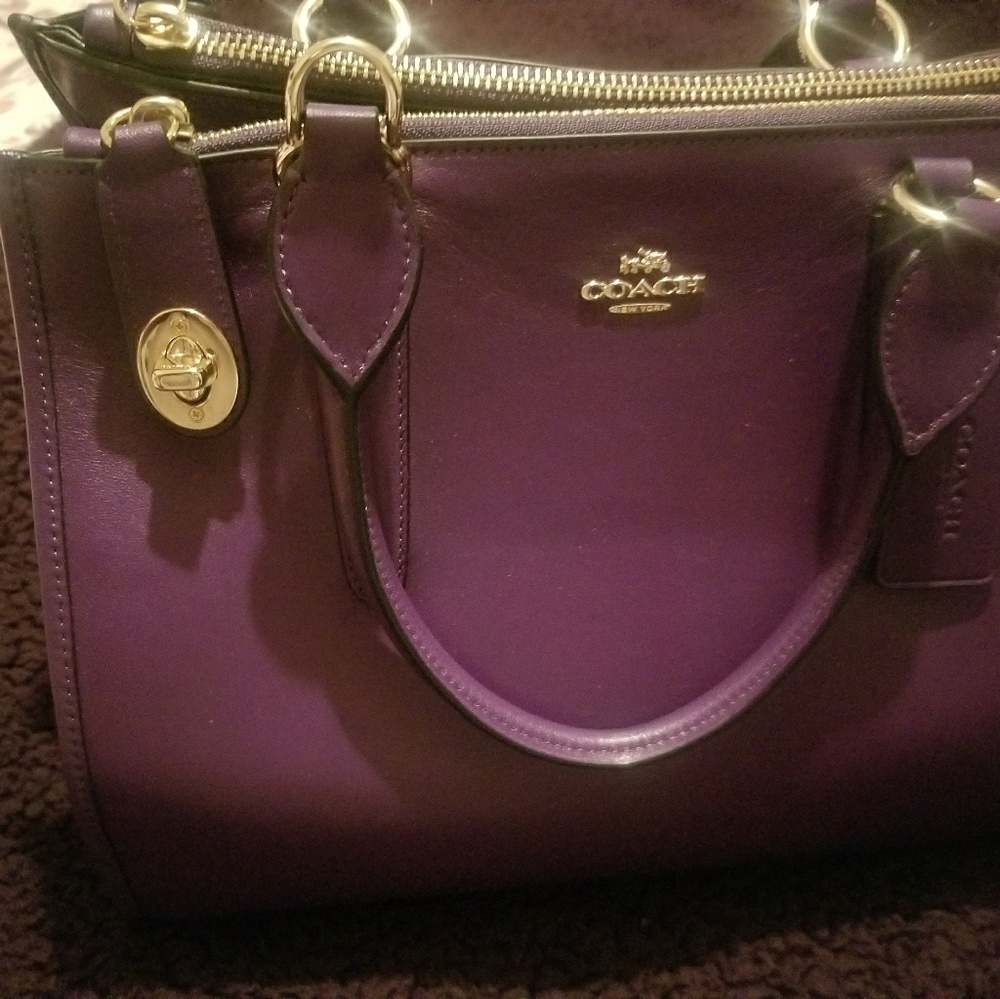 Purse - Picture 3 of 4